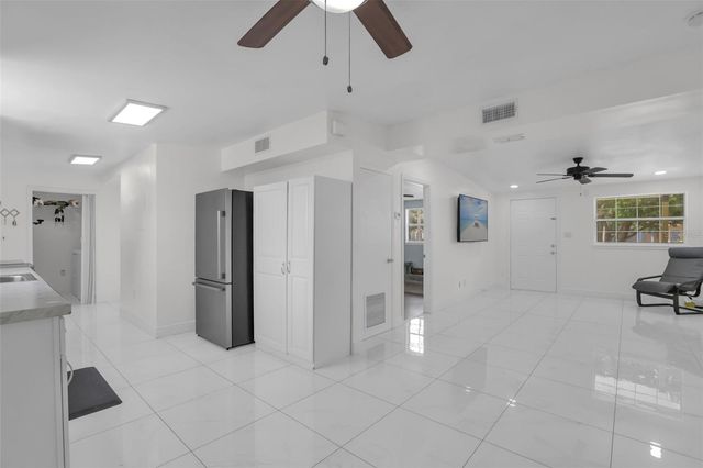 7013 COCOS DRIVE, Orlando, FL 32807