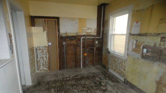 2657 E 93rd Street, Chicago, IL 60617