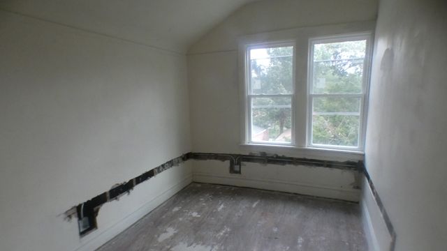 2657 E 93rd Street, Chicago, IL 60617