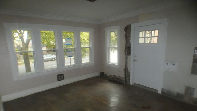 2657 E 93rd Street, Chicago, IL 60617