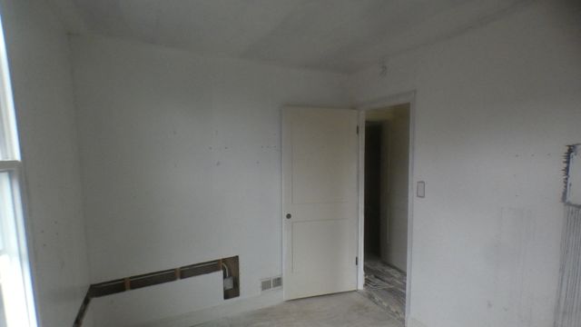 2657 E 93rd Street, Chicago, IL 60617