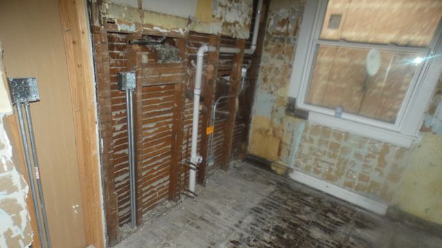 2657 E 93rd Street, Chicago, IL 60617