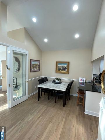 526 Rutland Avenue, Teaneck, NJ 07666