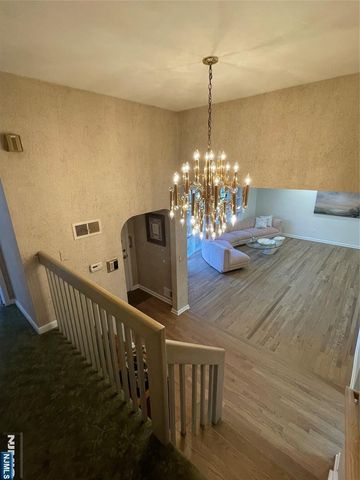 526 Rutland Avenue, Teaneck, NJ 07666