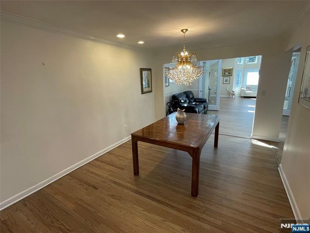 526 Rutland Avenue, Teaneck, NJ 07666