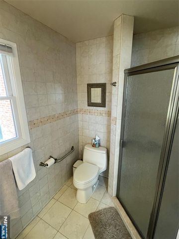 526 Rutland Avenue, Teaneck, NJ 07666