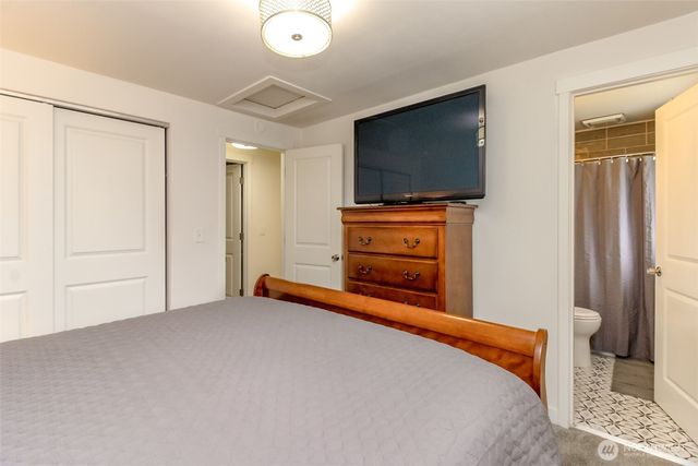 33227 39th Avenue SW, Federal Way, WA 98023