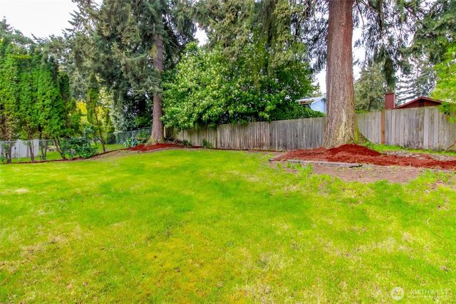 33227 39th Avenue SW, Federal Way, WA 98023