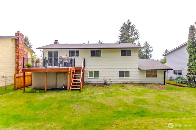 33227 39th Avenue SW, Federal Way, WA 98023