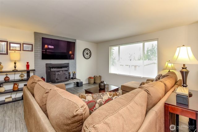 33227 39th Avenue SW, Federal Way, WA 98023