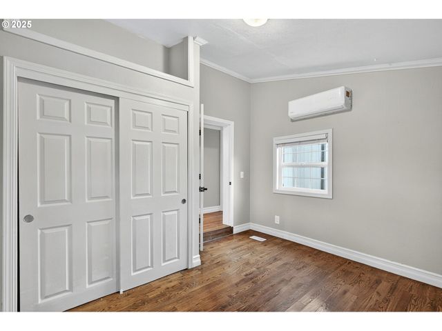 681 Sw CONCORD Way, Beaverton, OR 97006