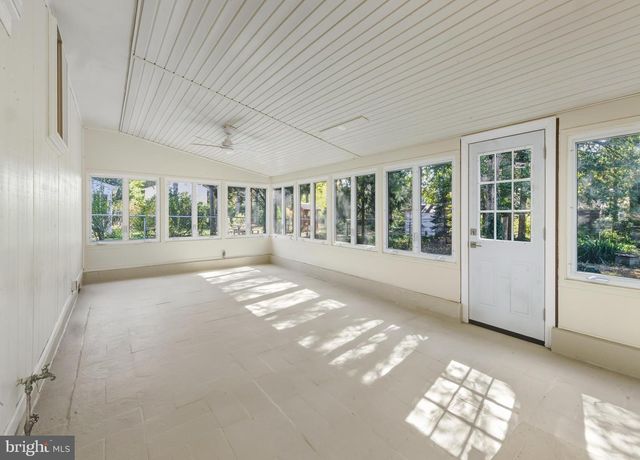 1015 MERRYMOUNT AVE S, Blackwood, NJ 08012