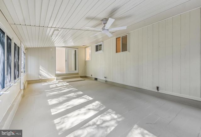 1015 MERRYMOUNT AVE S, Blackwood, NJ 08012