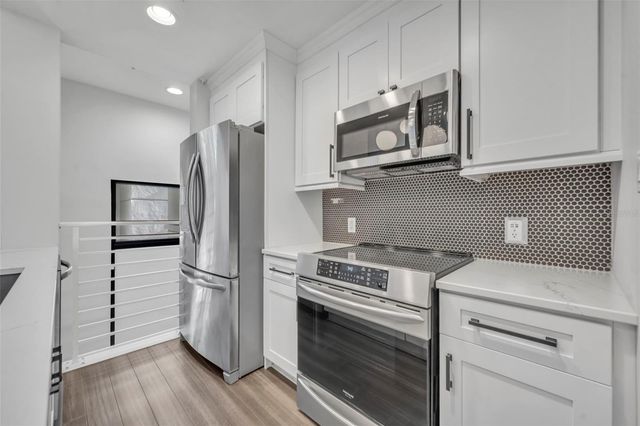 356 S OSCEOLA AVENUE 17A, Orlando, FL 32801