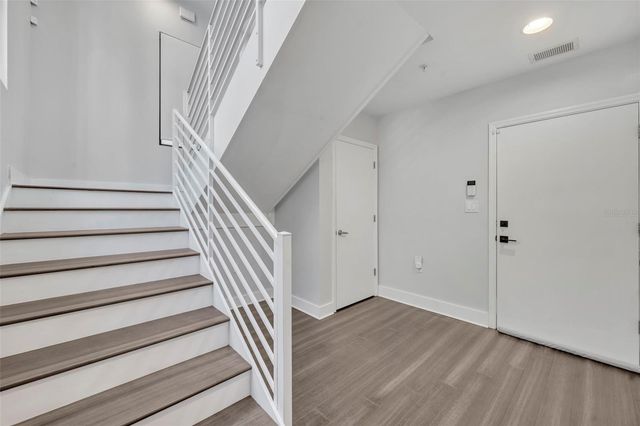 356 S OSCEOLA AVENUE 17A, Orlando, FL 32801