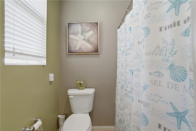 20040 Dampa Lane, Winnetka, CA 91306