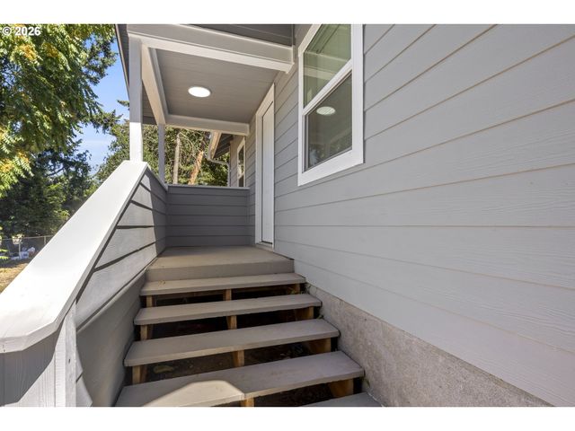 14062 Se FOSTER Rd, Portland, OR 97236