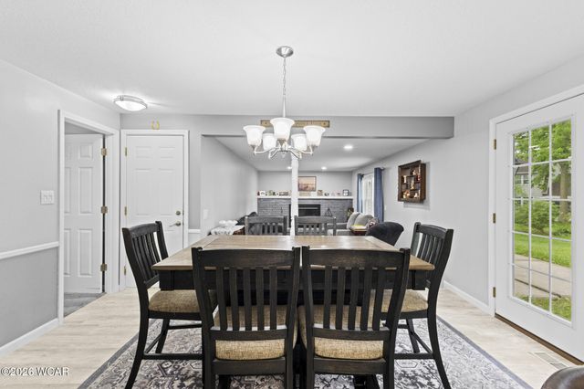 120 Barnsbury Drive, Lima, OH 45804