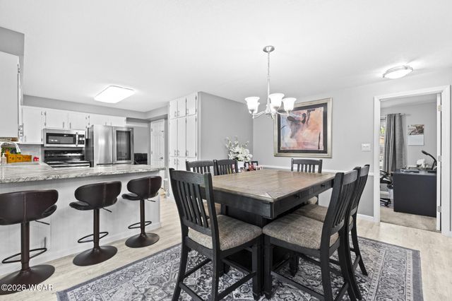 120 Barnsbury Drive, Lima, OH 45804