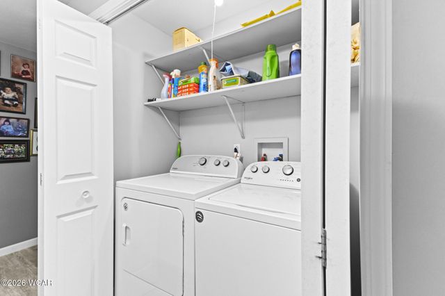 120 Barnsbury Drive, Lima, OH 45804