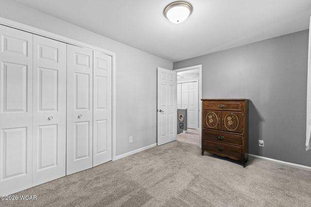 120 Barnsbury Drive, Lima, OH 45804