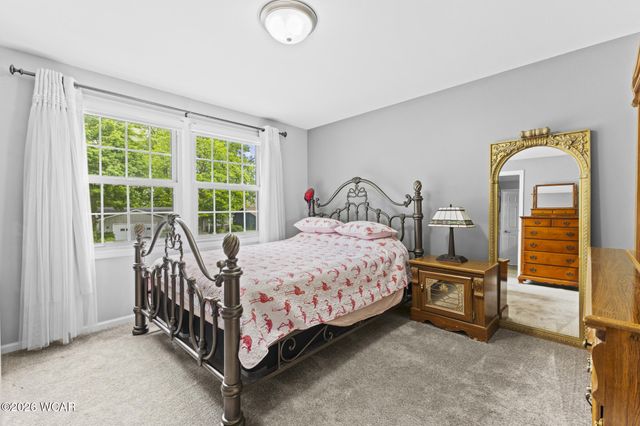 120 Barnsbury Drive, Lima, OH 45804