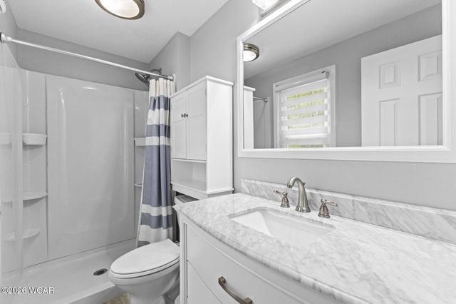 120 Barnsbury Drive, Lima, OH 45804