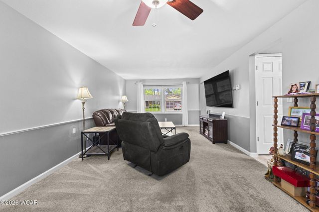 120 Barnsbury Drive, Lima, OH 45804