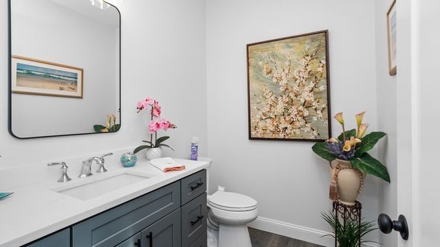 46 Magnolia Dr, Swansea, MA 02777