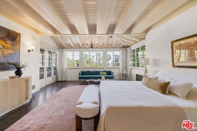 4778 Bonvue Avenue, Los Angeles, CA 90027
