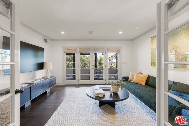 4778 Bonvue Avenue, Los Angeles, CA 90027