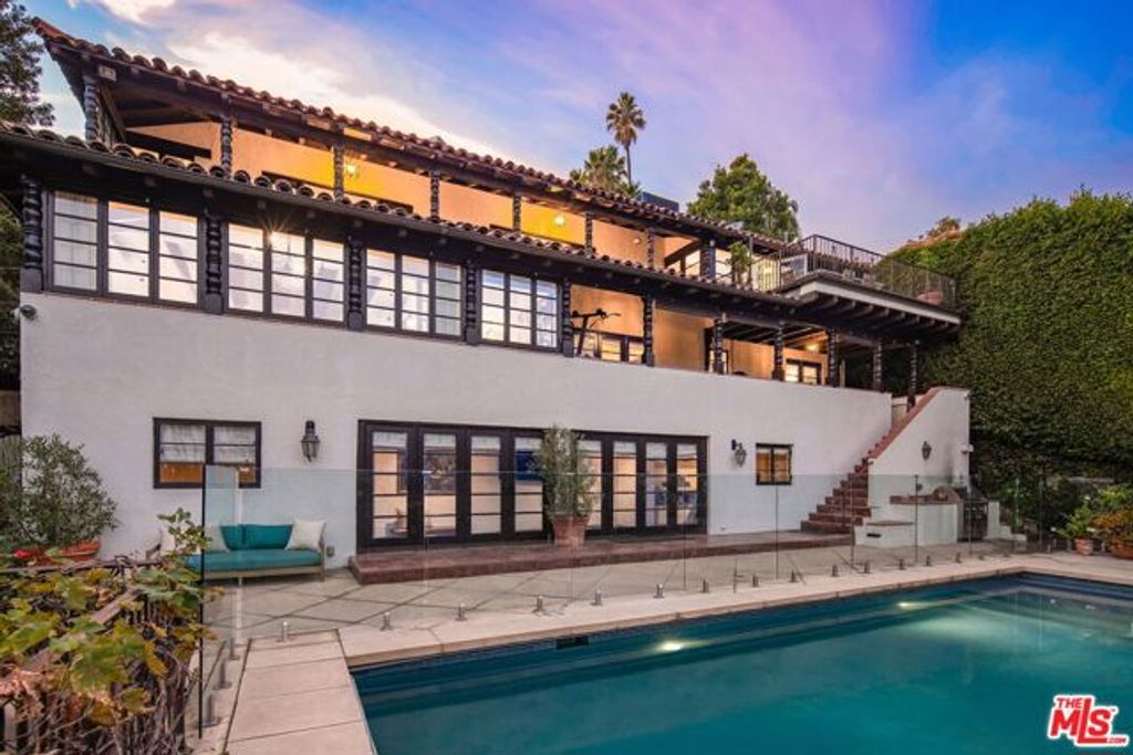 4778 Bonvue Avenue, Los Angeles, CA 90027