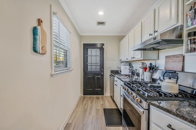 792 Frankford Road, West Babylon, NY 11704