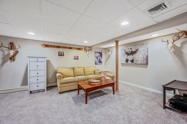 792 Frankford Road, West Babylon, NY 11704