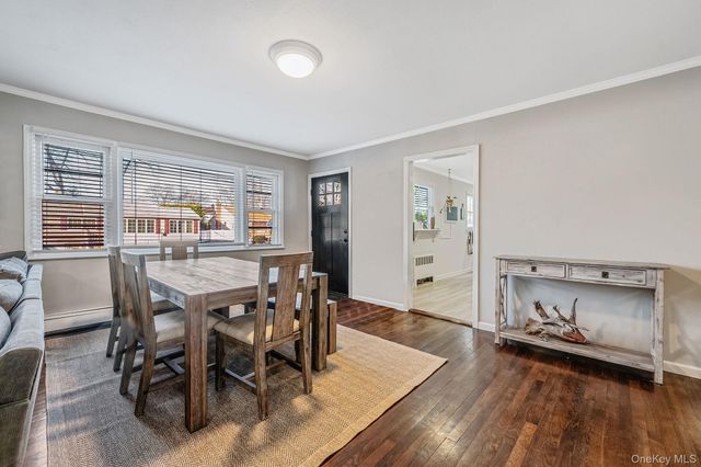 792 Frankford Road, West Babylon, NY 11704