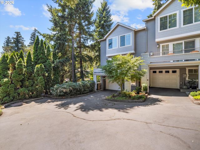 4528 LOWER Dr, Lake Oswego, OR 97035