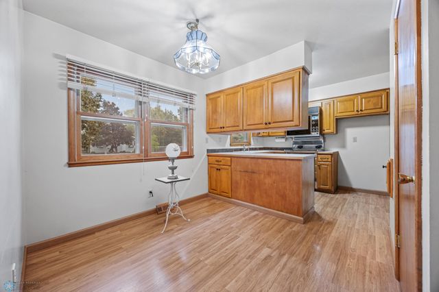 903 22nd Avenue S, Moorhead, MN 56560