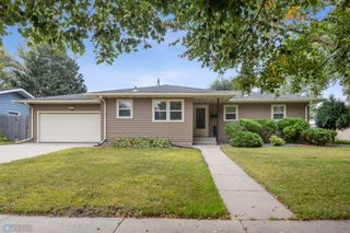 903 22nd Avenue S, Moorhead, MN 56560