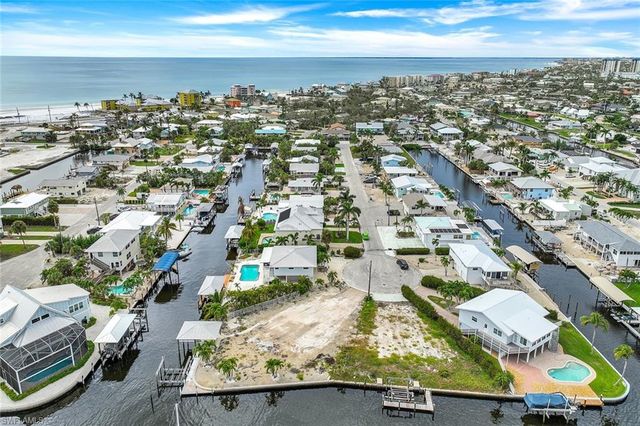 20 Avenida Carita, Fort Myers Beach, FL 33931