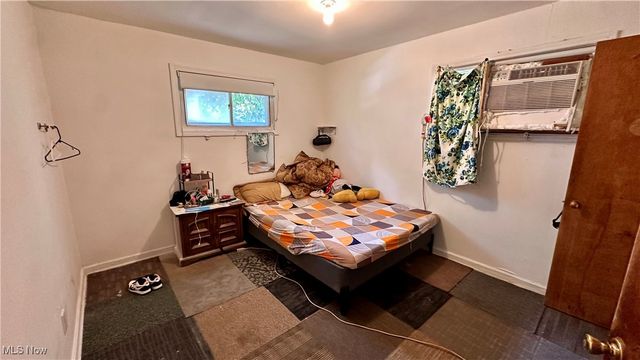 22 Uhler Avenue, Akron, OH 44310