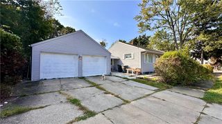 22 Uhler Avenue, Akron, OH 44310