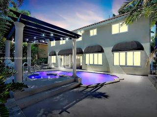 15945 NW 82nd Court, Miami Lakes, FL 33016
