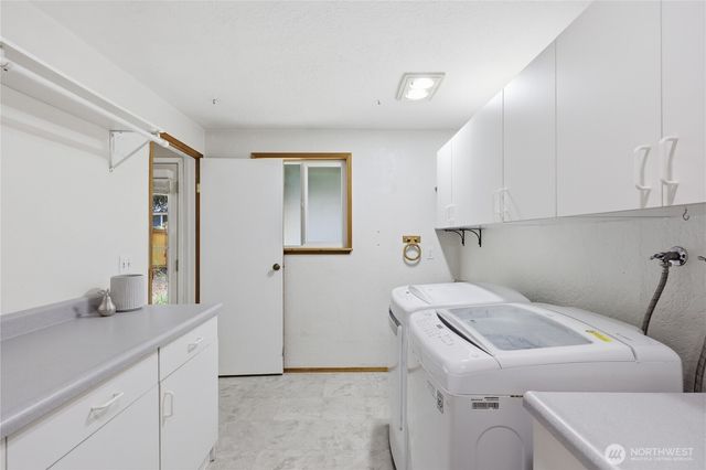 22250 NE Sea Vista, Poulsbo, WA 98370