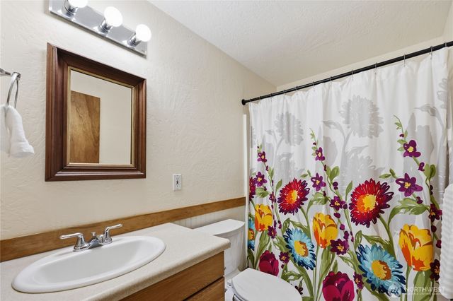 22250 NE Sea Vista, Poulsbo, WA 98370