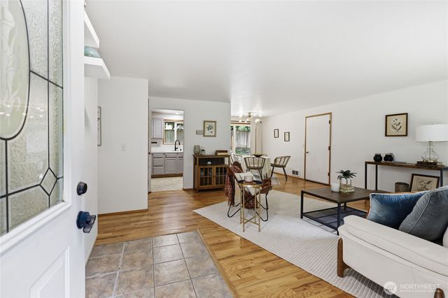 22250 NE Sea Vista, Poulsbo, WA 98370