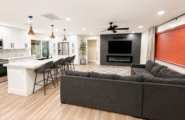 1237 E Riviera Drive, Tempe, AZ 85282