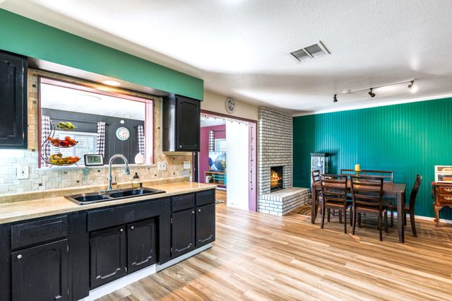 613 Jane Street NE, Albuquerque, NM 87123