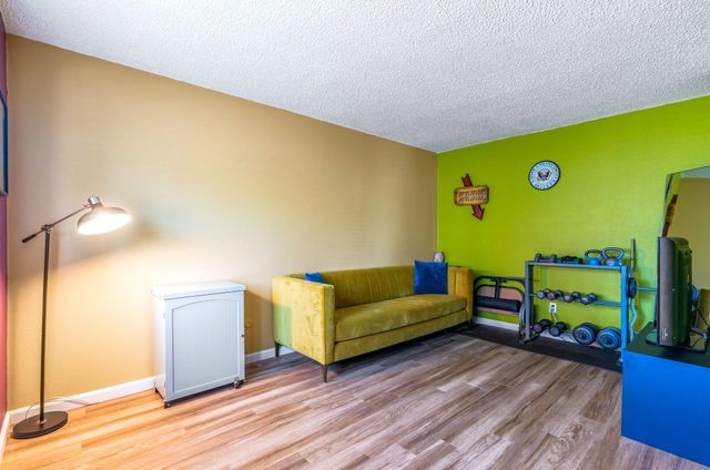 613 Jane Street NE, Albuquerque, NM 87123