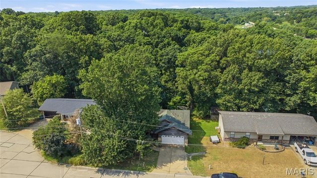 2553 Tricia Lane, High Ridge, MO 63049
