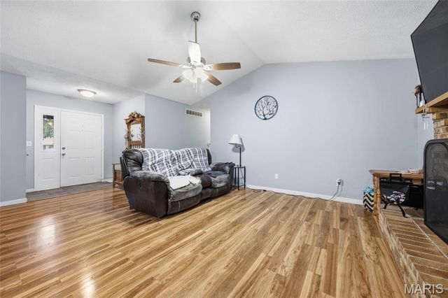 2553 Tricia Lane, High Ridge, MO 63049